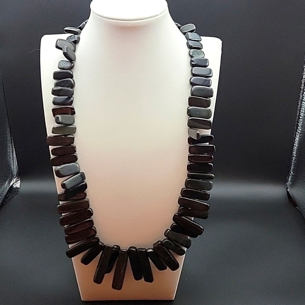 Black Slab Spinel Strand 650 Cts Beaded Bib Gemstone Necklace Crystal Bead